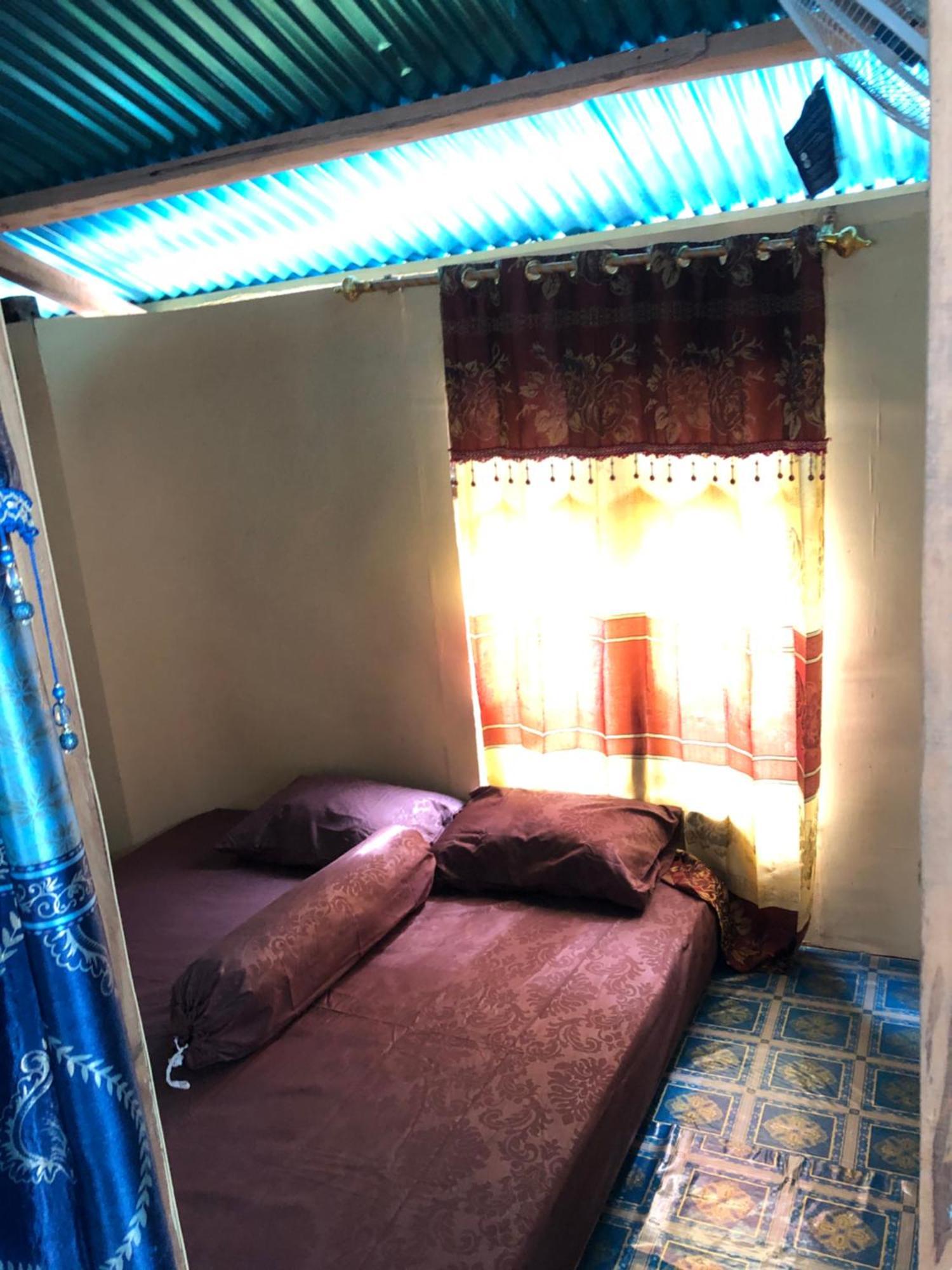 Dua Putri Komodo Homestay Екстериор снимка