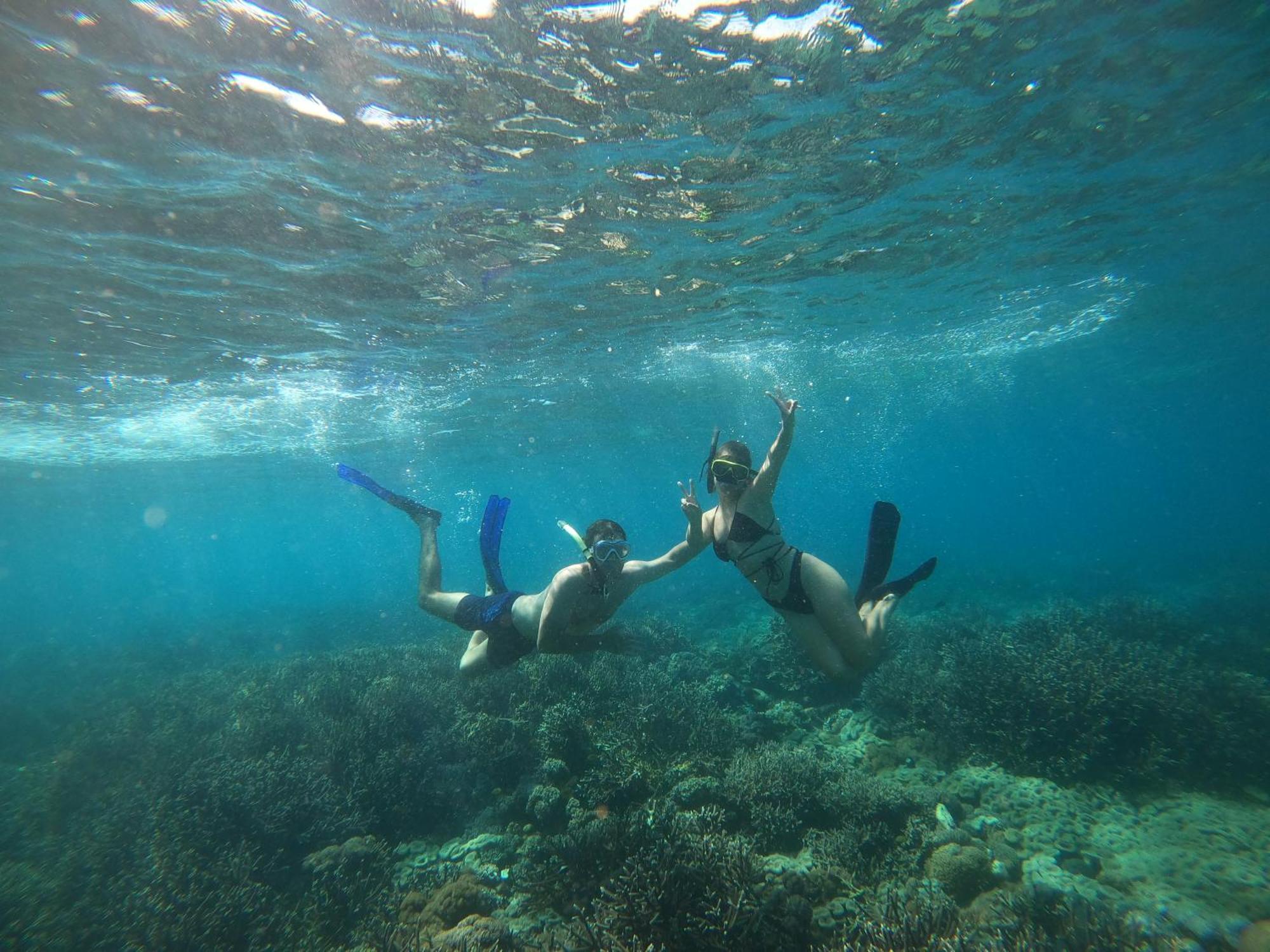 Dua Putri Komodo Homestay Екстериор снимка
